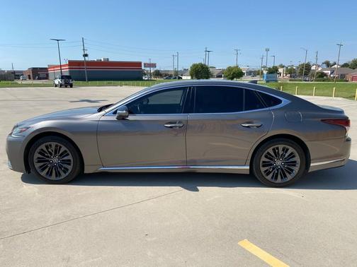 2018 Lexus LS 500 Base