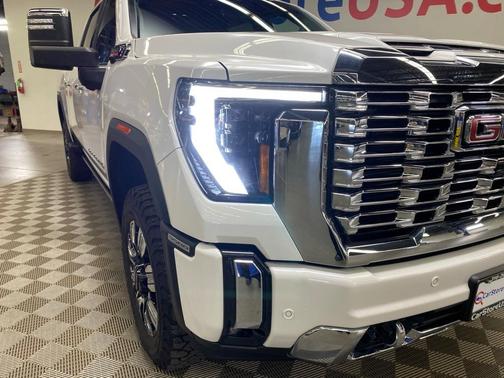 2024 GMC Sierra 3500 Denali