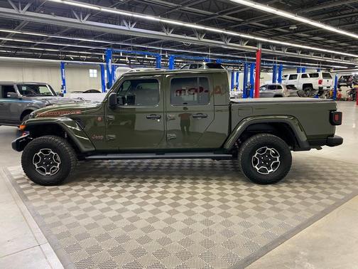 2021 Jeep Gladiator Mojave