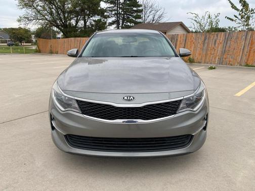 2017 Kia Optima LX