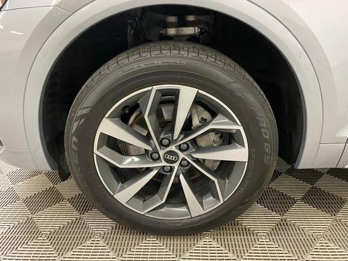 2021 Audi Q5 40 Premium Plus