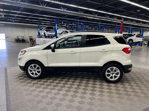 Diamond White 2021 Ford EcoSport SE