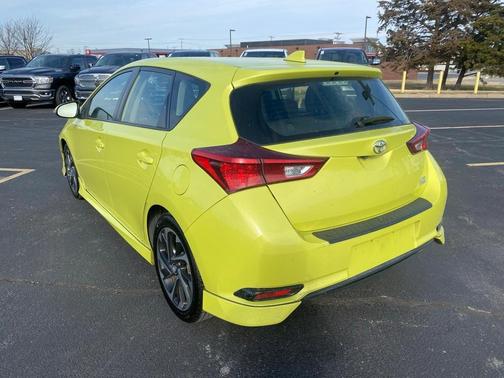 2018 Toyota Corolla iM Base