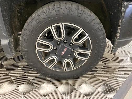 2022 GMC Sierra 2500 AT4