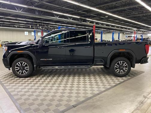 2022 GMC Sierra 2500 AT4