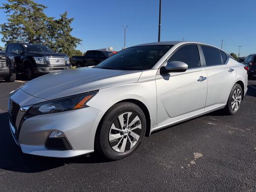 Brilliant Silver Metallic 2022 Nissan Altima 2.5 S