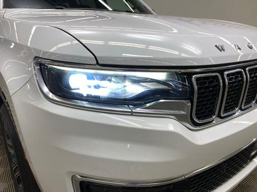 2023 Jeep Wagoneer Series II