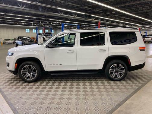 2023 Jeep Wagoneer Series II