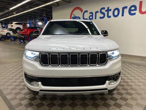 2023 Jeep Wagoneer Series II