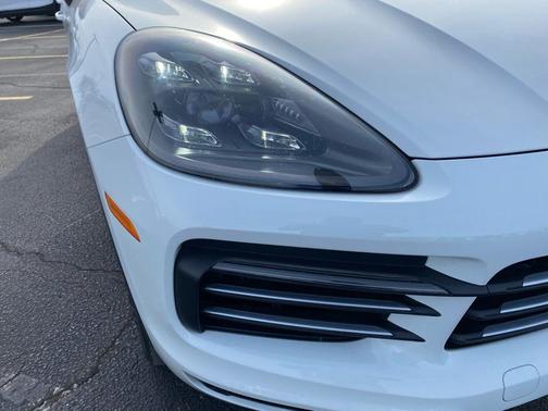 2019 Porsche Cayenne Base