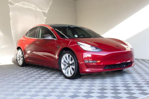 Red Multi-Coat 2018 Tesla Model 3 Long Range