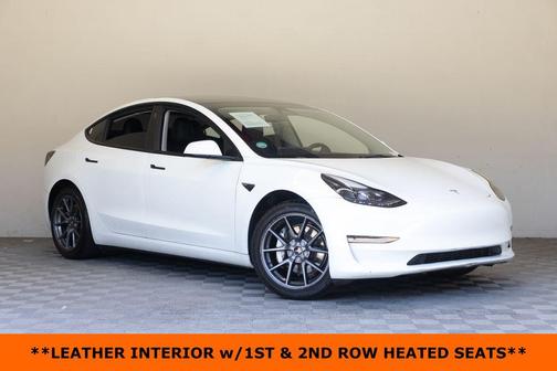 Pearl White Multi-Coat 2023 Tesla Model 3 Standard Range