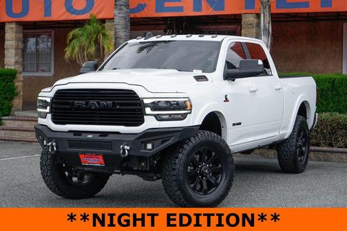 Bright White Clearcoat 2022 RAM 2500 Laramie Crew Cab 4x4 6'4' Box