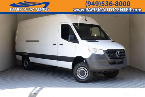 2024 Mercedes-Benz Sprinter 2500 Cargo 170 WB