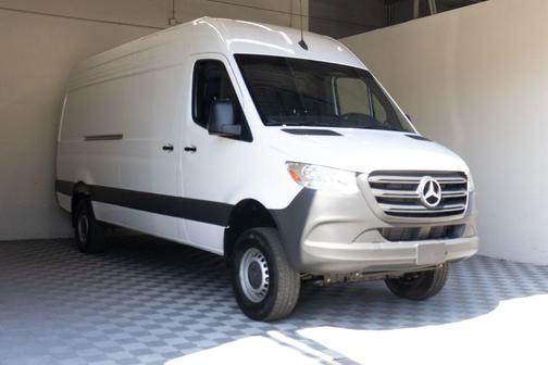 2024 Mercedes-Benz Sprinter 2500 Cargo 170 WB