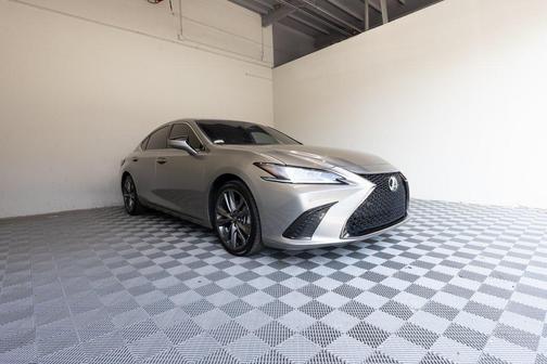 2019 Lexus ES 350 Base