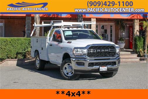2022 RAM 2500 Tradesman Regular Cab 4x4 8' Box