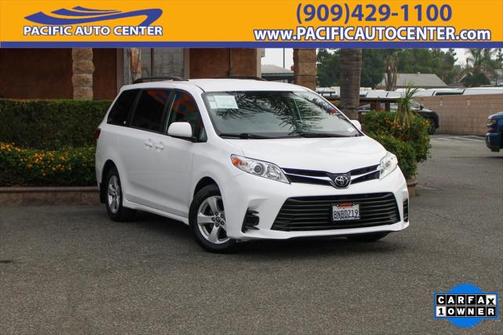 2020 Toyota Sienna LE