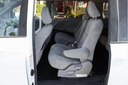 2016 Toyota Sienna LE