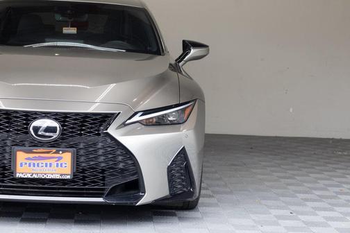 2022 Lexus IS 350 Base