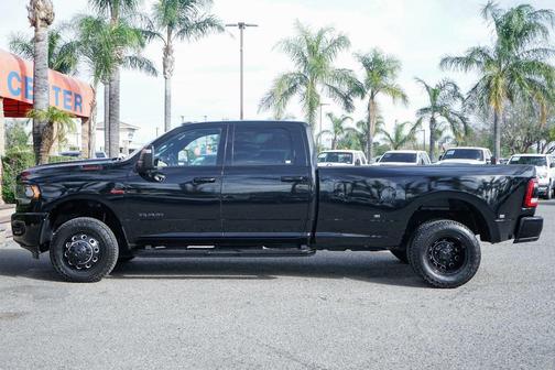 2024 RAM 3500 Big Horn Crew Cab 4x4 8' Box