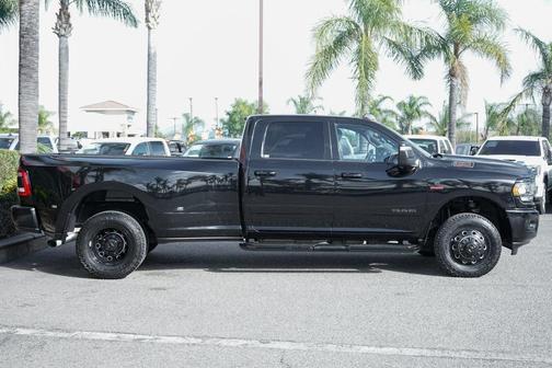 2024 RAM 3500 Big Horn Crew Cab 4x4 8' Box
