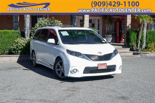 2016 Toyota Sienna SE