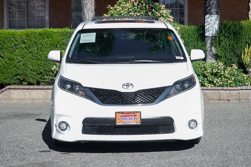 2016 Toyota Sienna SE