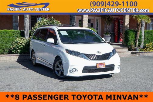 2016 Toyota Sienna SE