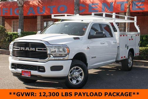 2021 RAM 3500 Big Horn Crew Cab 4x4 8' Box