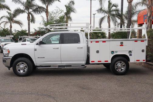 2021 RAM 3500 Big Horn Crew Cab 4x4 8' Box
