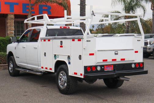 2021 RAM 3500 Big Horn Crew Cab 4x4 8' Box