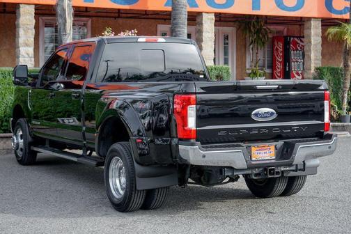2017 Ford F-350 Lariat