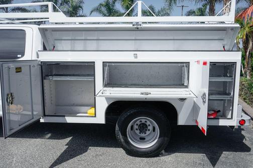 Oxford White 2022 Ford F-350 XL