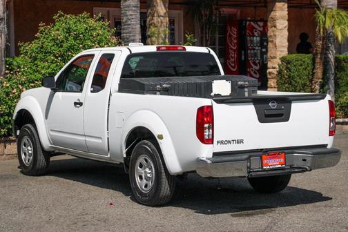 2016 Nissan Frontier S