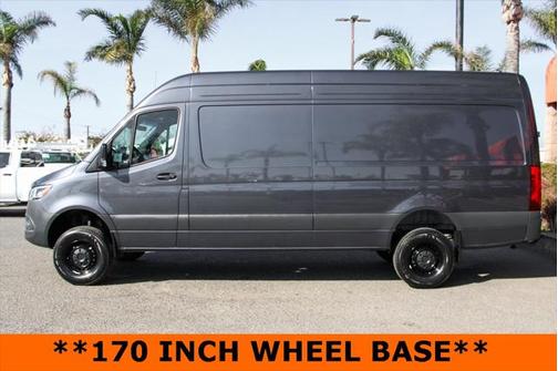 2024 Mercedes-Benz Sprinter 2500 High Roof
