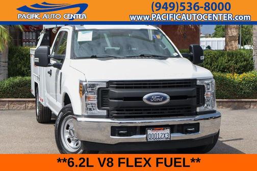 Oxford White 2018 Ford F-350 XL