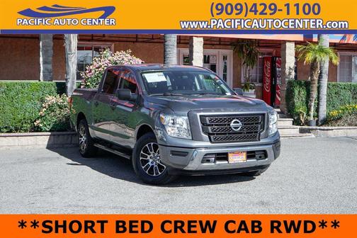 2022 Nissan Titan SV