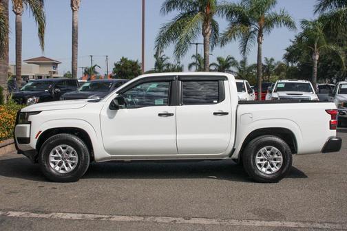 2025 Nissan Frontier S