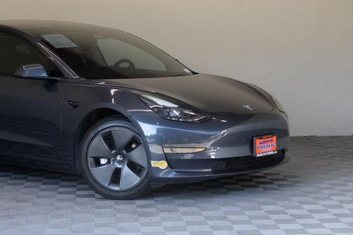 2022 Tesla Model 3 Standard Range