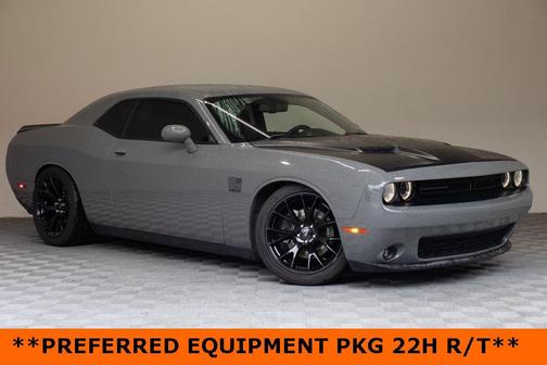 2017 Dodge Challenger R/T