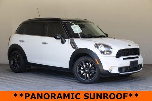 Light White 2012 MINI Cooper S Countryman Base
