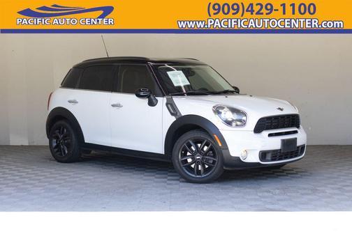 Light White 2012 MINI Cooper S Countryman Base