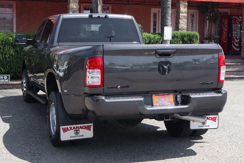 Granite Crystal Metallic Clearcoat 2021 RAM 3500 Lone Star Crew Cab 4x4 8' Box