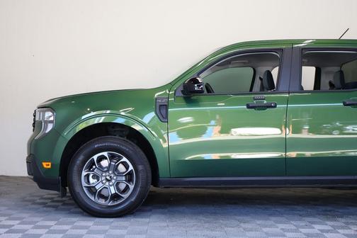 Eruption Green 2025 Ford Maverick XLT