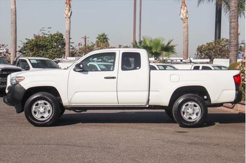 2019 Toyota Tacoma SR