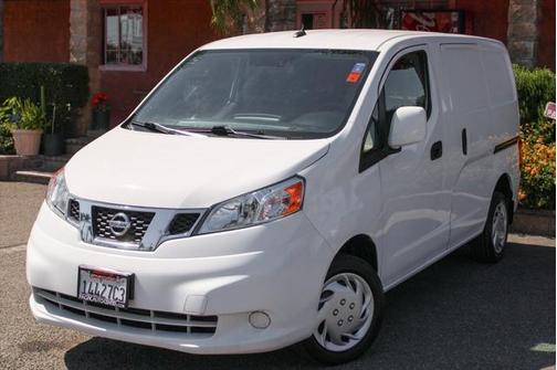 2020 Nissan NV200 SV