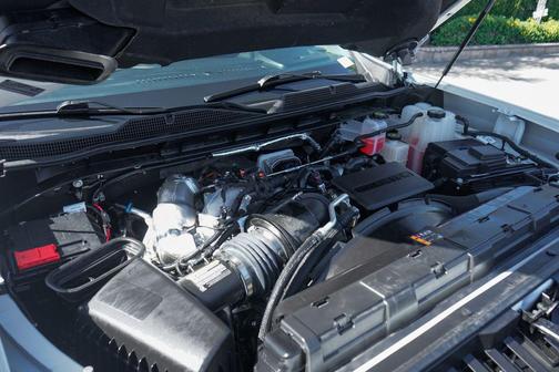 Summit White 2025 Chevrolet Silverado 3500 LT
