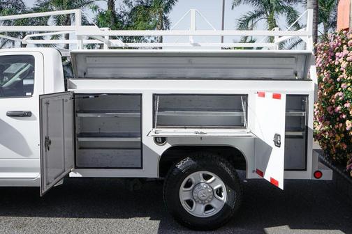 2020 RAM 2500 Tradesman Regular Cab 4X2 8' Box