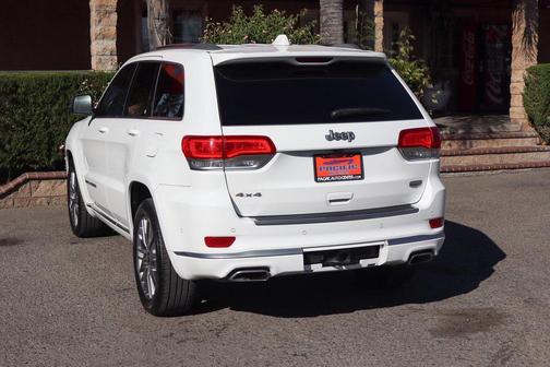 2017 Jeep Grand Cherokee Summit